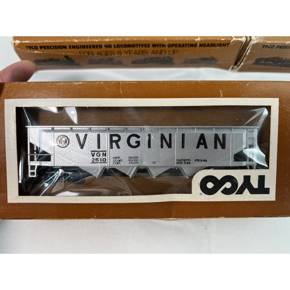 VINTAGE TYCO HO SCALE TRAIN 3 Box Cars & Button Horn Untested Good Shape - Picture 5 of 8